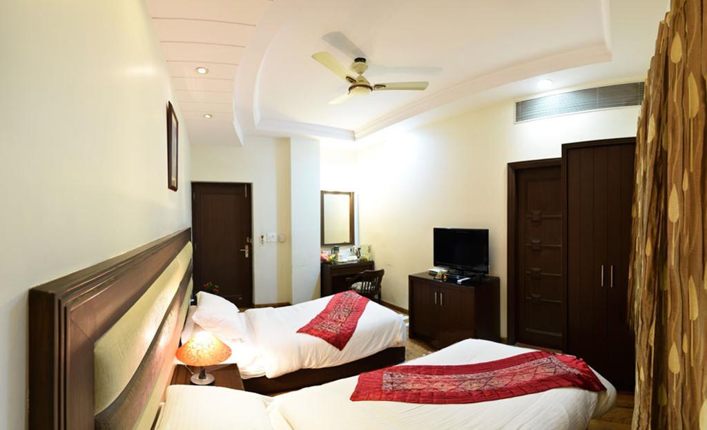 Hotel Prems Paradise Amritsar Eksteriør billede