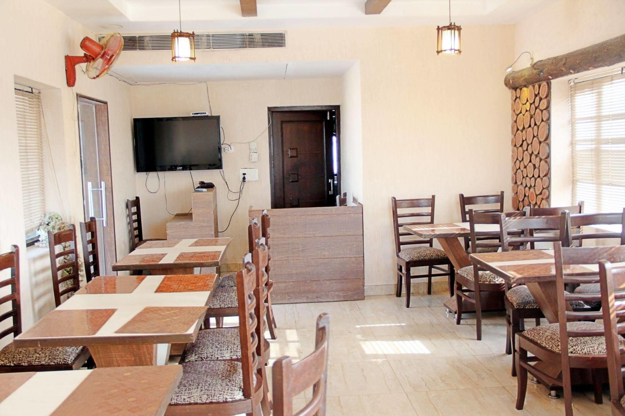 Hotel Prems Paradise Amritsar Eksteriør billede