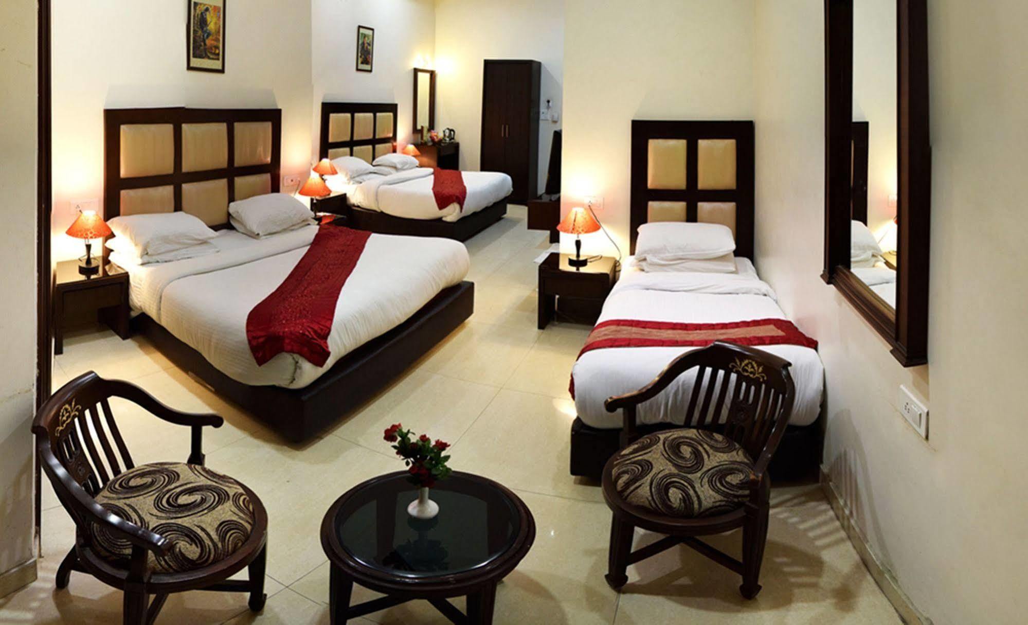 Hotel Prems Paradise Amritsar Eksteriør billede