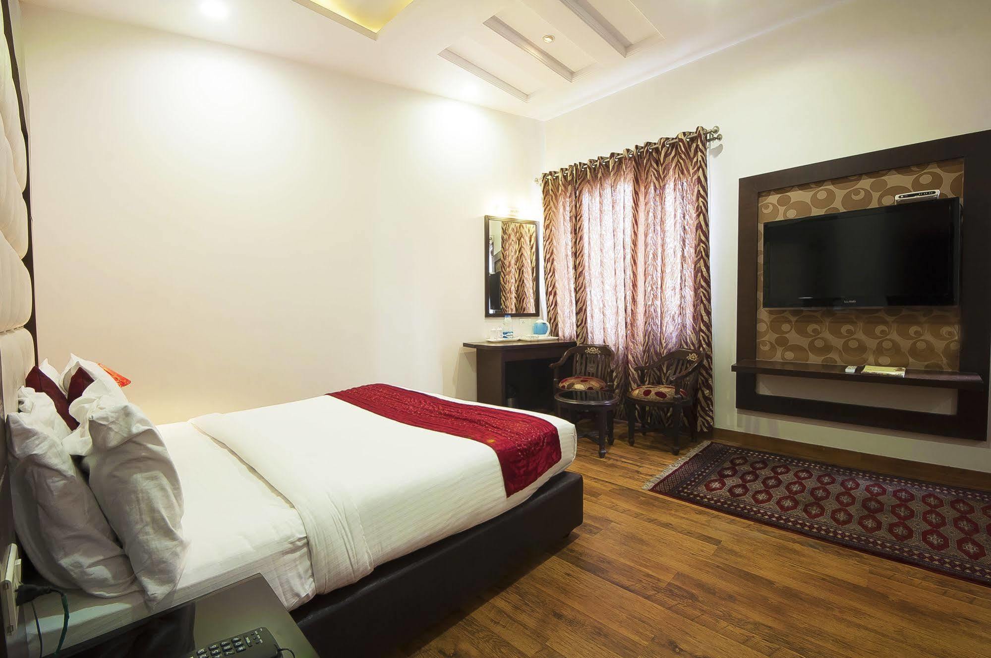 Hotel Prems Paradise Amritsar Eksteriør billede