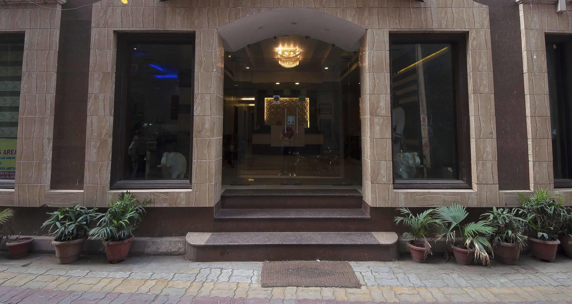 Hotel Prems Paradise Amritsar Eksteriør billede