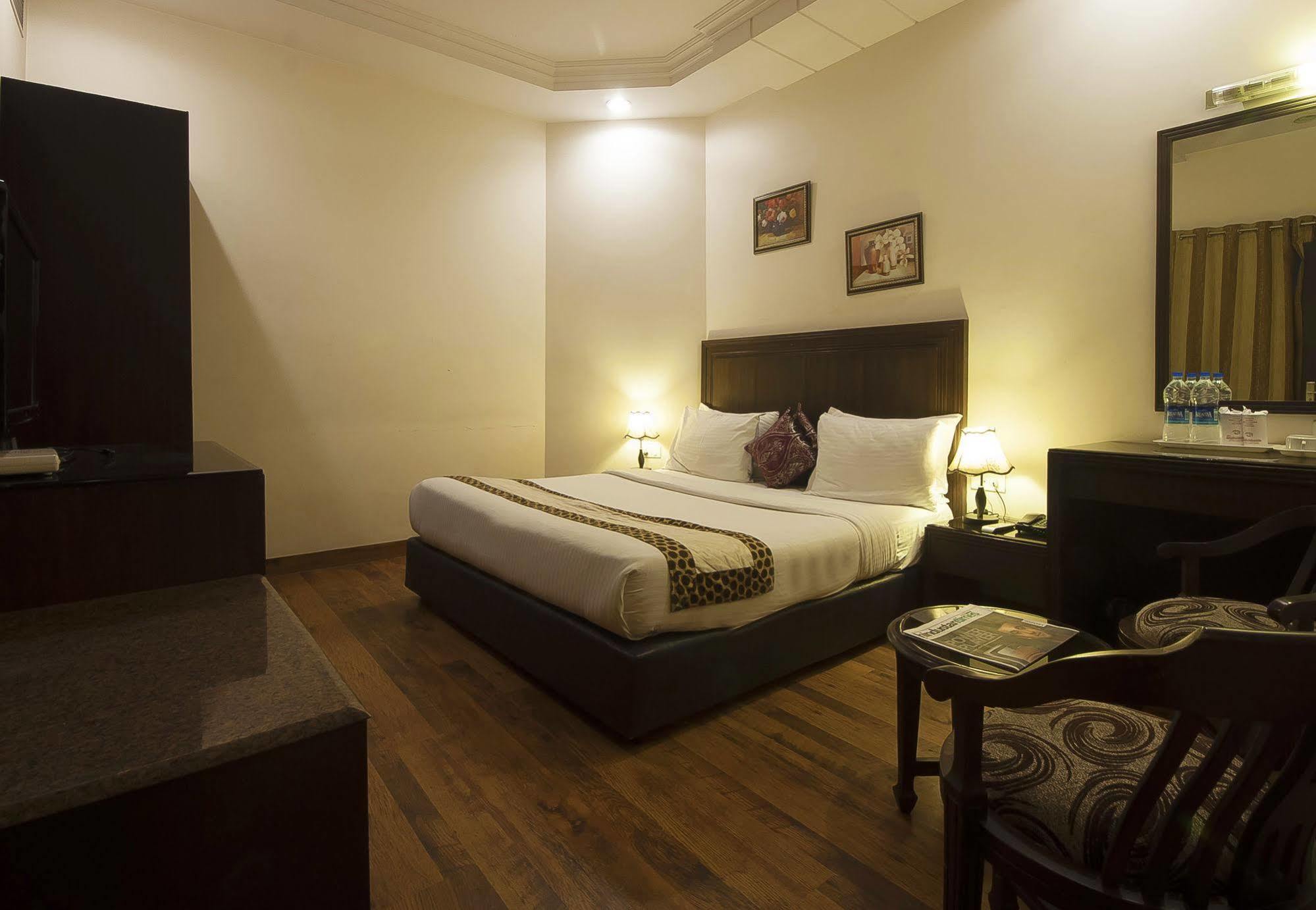 Hotel Prems Paradise Amritsar Eksteriør billede